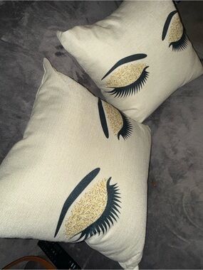 Glitter Eyelash Accent Pillow Duo - Cream with Gold & Black